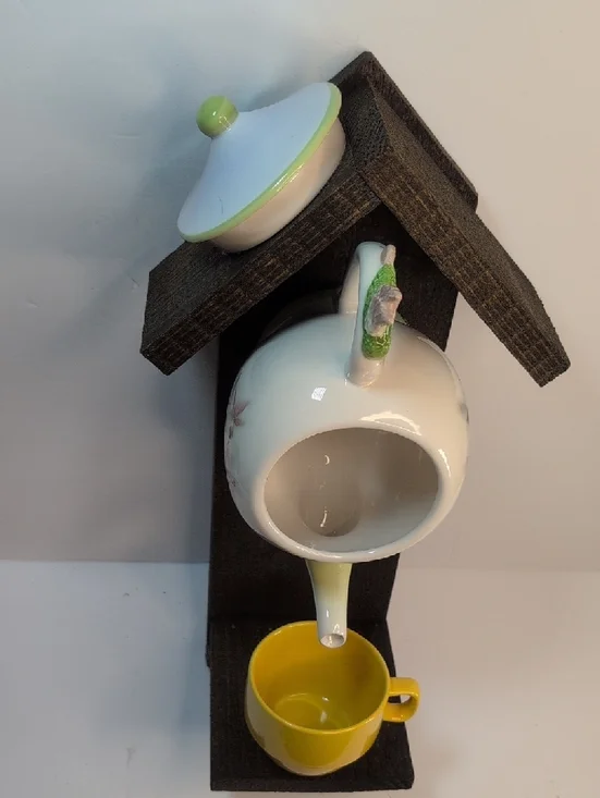 Rustic Wooden Handmade Bird Feeder Hummingbird Teapot - Picture 6 of 16